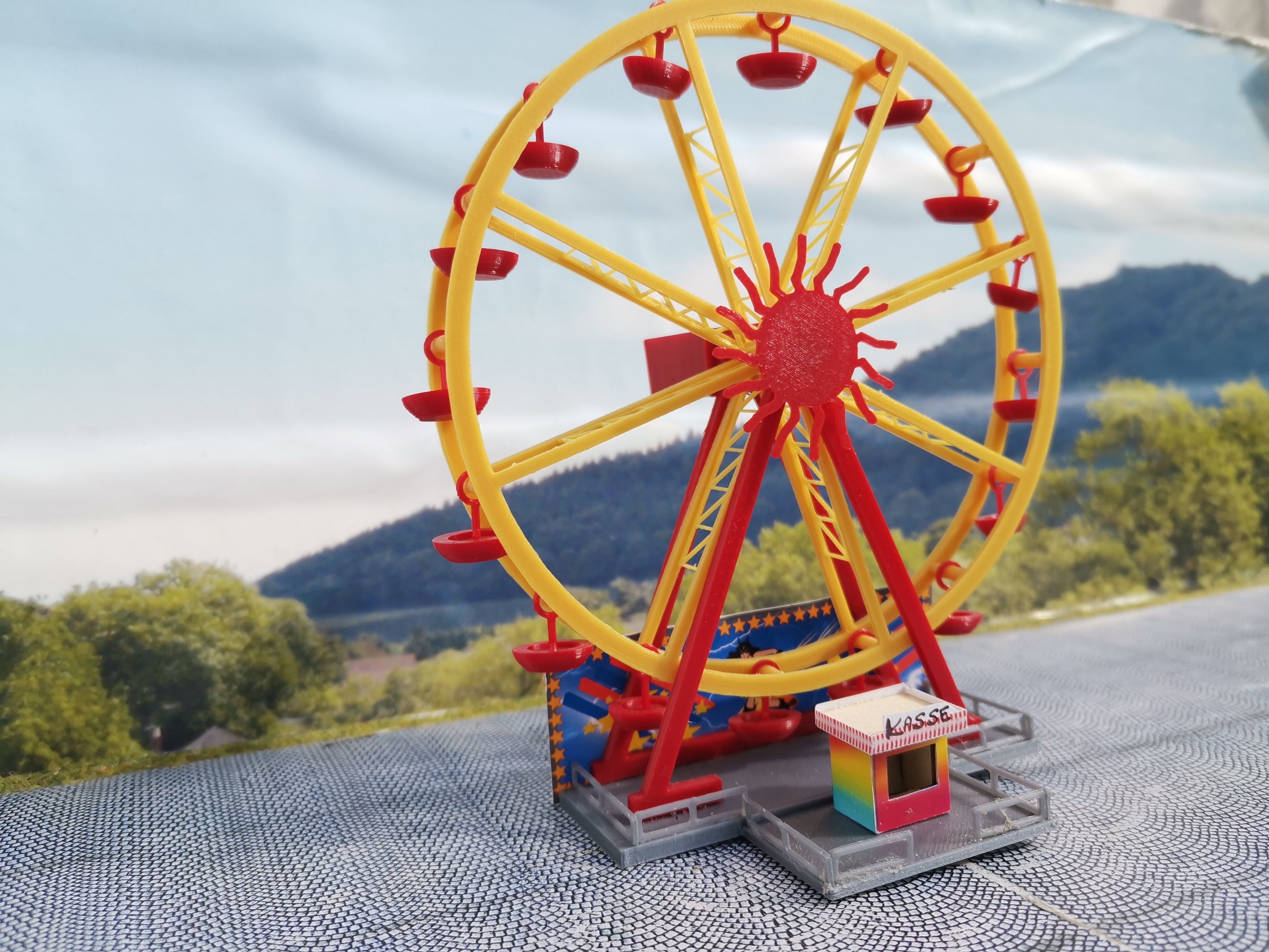 Riesenrad 1:160 | Fahrgeschäft Karussell Bausatz| Standmodell Spur N |